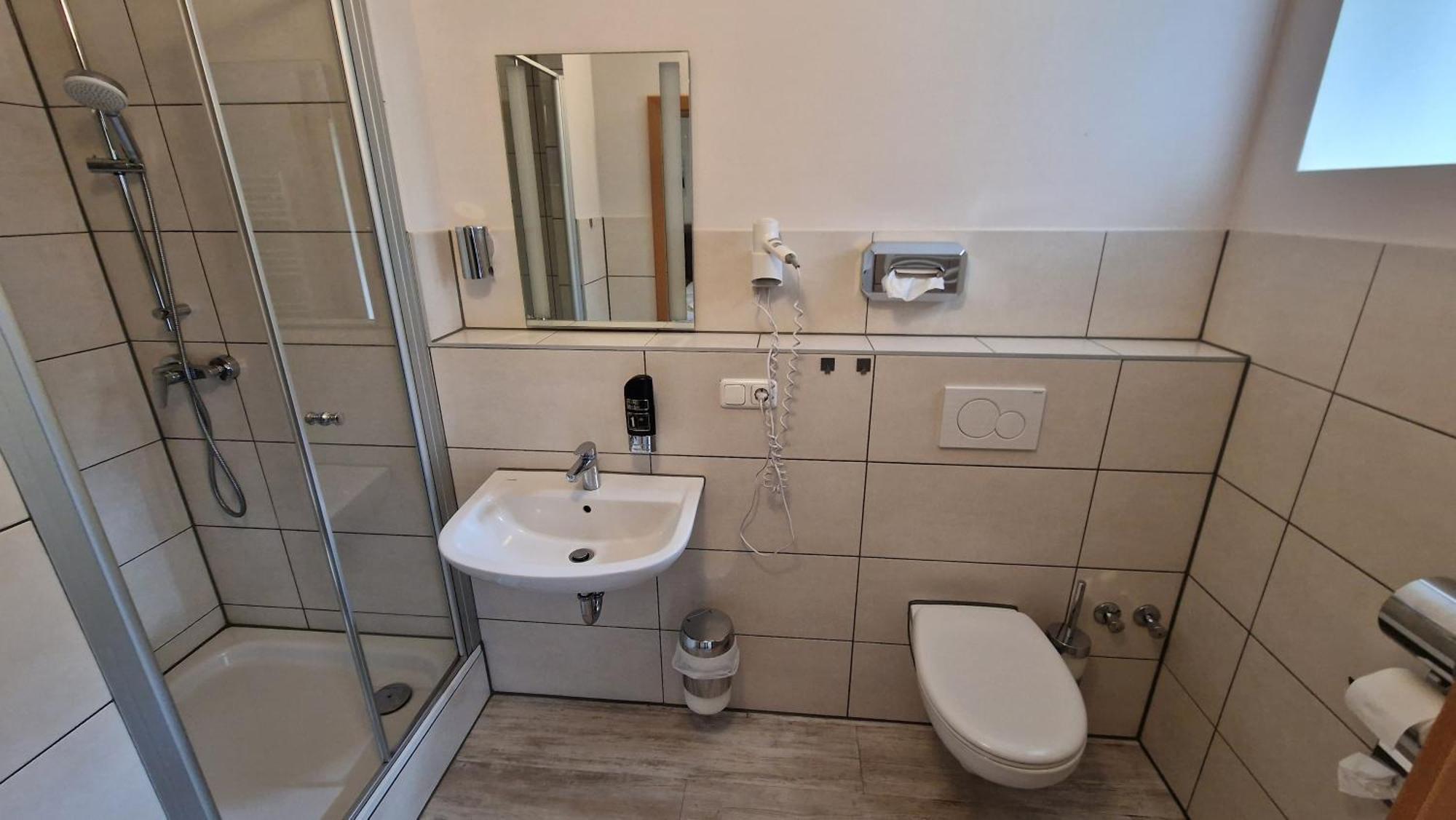 Hotel Tini Bad Fallingbostel Ngoại thất bức ảnh