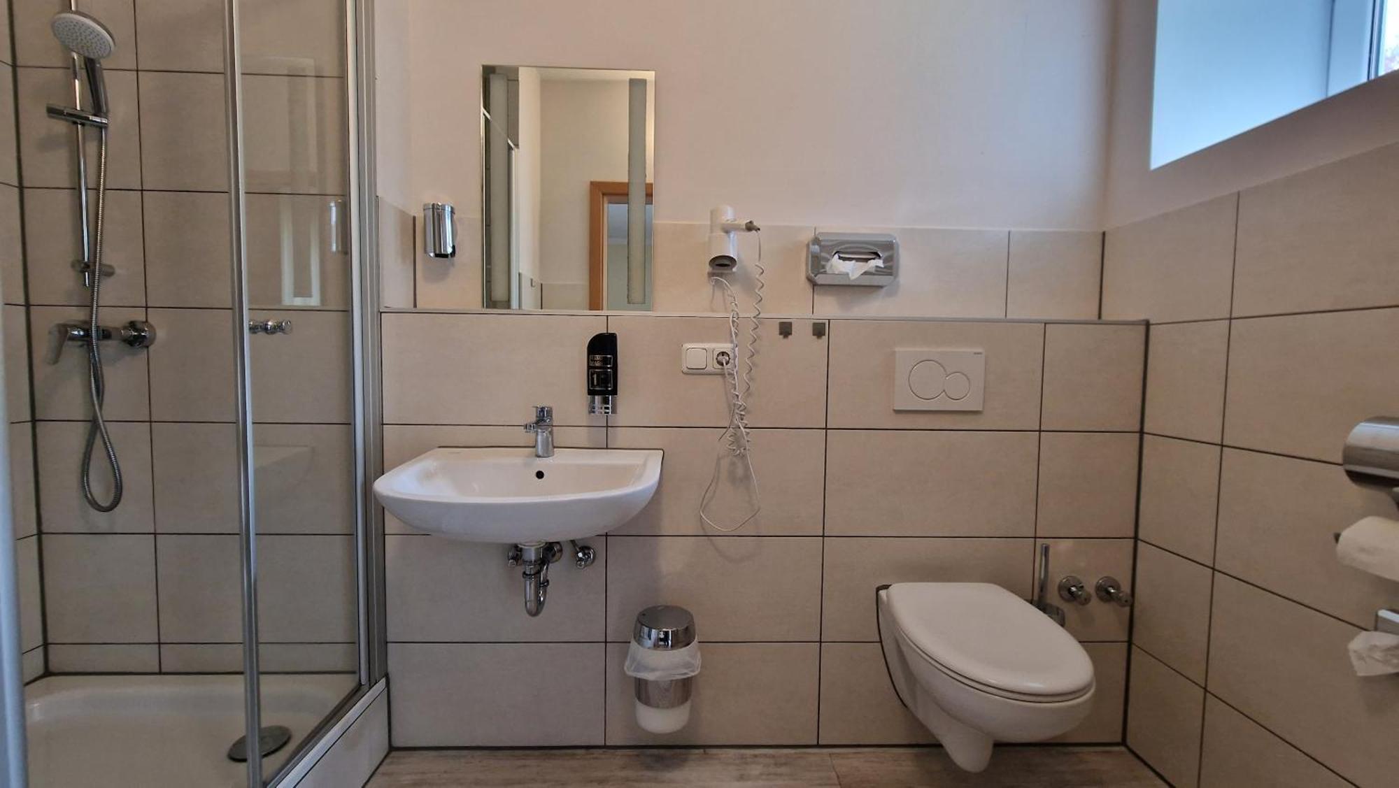 Hotel Tini Bad Fallingbostel Ngoại thất bức ảnh