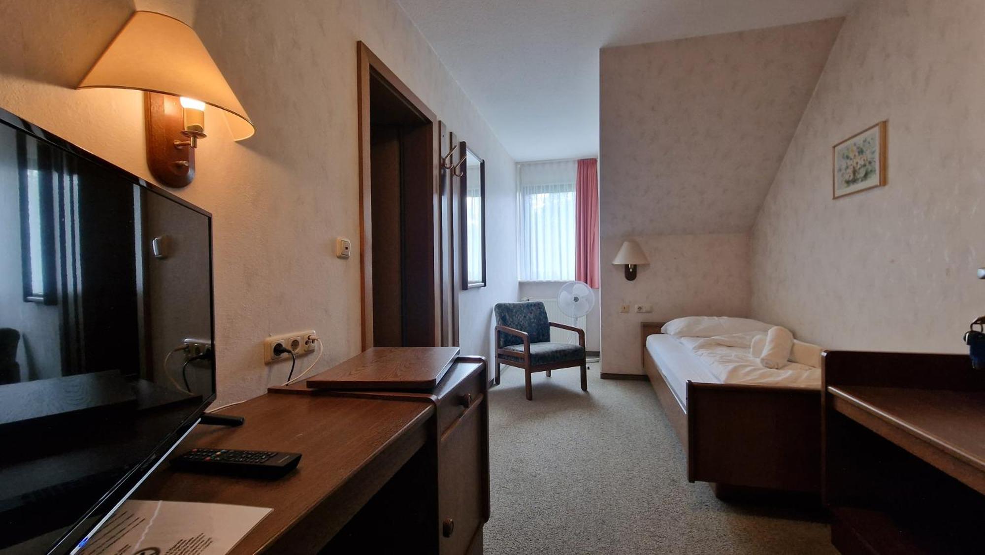 Hotel Tini Bad Fallingbostel Ngoại thất bức ảnh