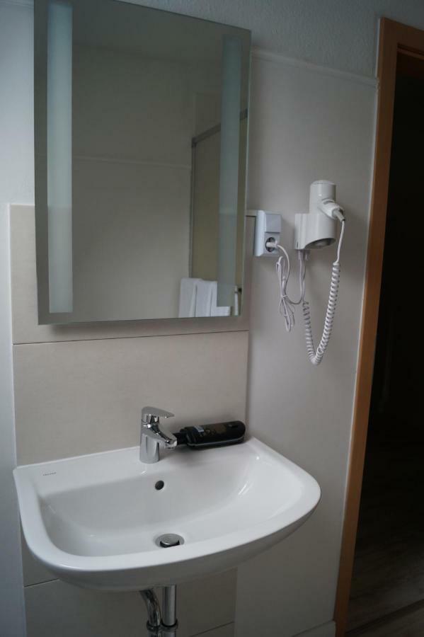 Hotel Tini Bad Fallingbostel Ngoại thất bức ảnh